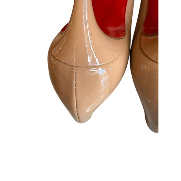 Authenticated Christian Louboutin Kate Patent Leather Heels Pumps Beige 38 - Picture 10 of 13